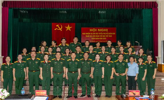 Phụ nữ LLVT Quân khu quyết tâm giành thành tích cao tại Liên hoan Thể dục thể thao toàn quân năm 2025